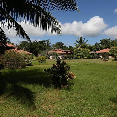 Hibiscus Garden Hotel Tissamaharama Exterior foto
